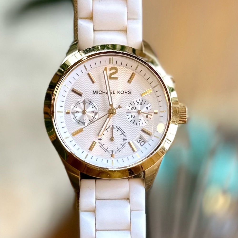 Michael Kors White & Gold Statement Watch - All Stainless Steel - Silicone Band